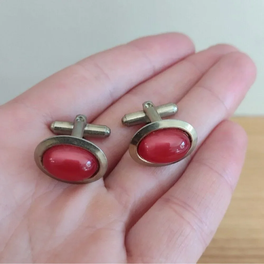 Vintage Red Cranberry Lucite Oval Cabochon Cufflinks Gold Tone